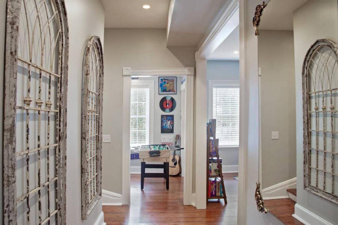 Villa Newly Renovated 4 Bed 3 Bath And 2 Parking Spots Savannah Exterior foto